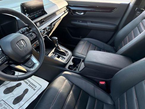 Used 2024 Honda CR-V Sport Touring image 23