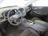 Used 2023 Chevrolet Malibu LT image 3