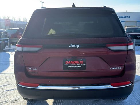 Used 2024 Jeep Grand Cherokee Laredo X w/ Luxury Tech Group I image 7