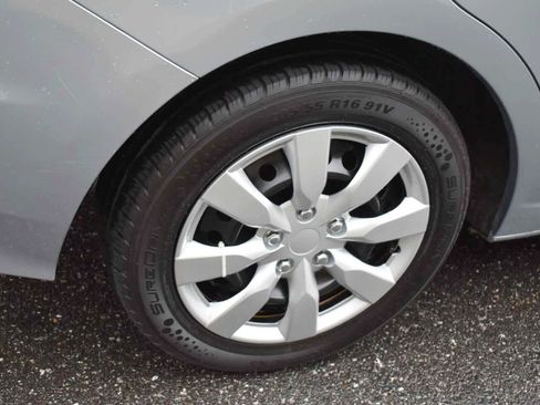 Used 2017 Subaru Impreza 2.0i AWD/4WD image 37