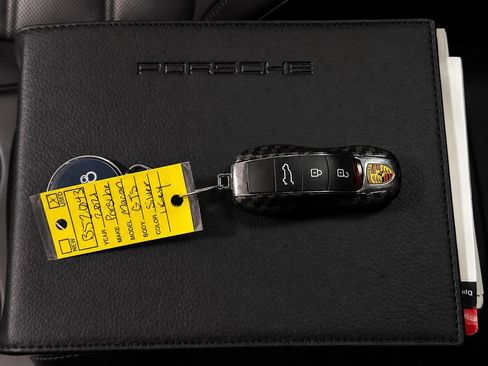 Used 2021 Porsche Macan GTS AWD/4WD image 58