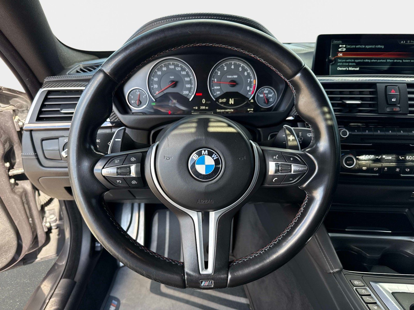 Used 2017 BMW M4 Coupe RWD image 19