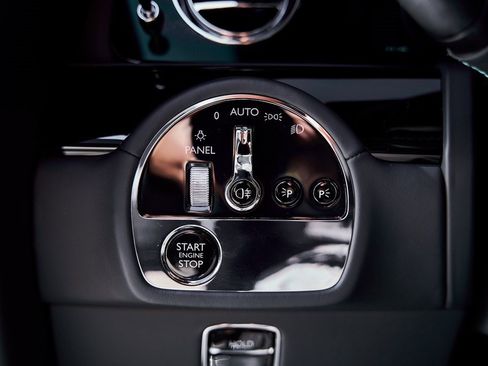 Used 2025 Rolls-Royce Spectre w/ Leather Finishing Pack image 52