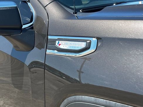 Used 2022 GMC Sierra 1500 SLT image 8