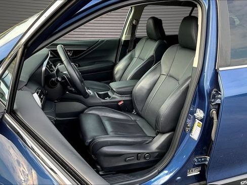 Used 2022 Subaru Outback Limited AWD/4WD image 21