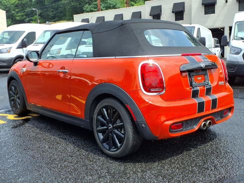 Used 2019 MINI Cooper S FWD image 3