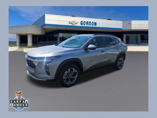 Used 2025 Chevrolet Trax LT w/ Driver Confidence Package FWD 360° Tour