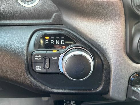 Used 2024 RAM 2500 Big Horn AWD/4WD image 15