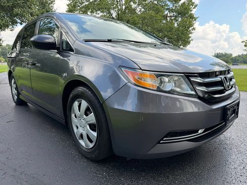 Used 2014 Honda Odyssey LX image 3