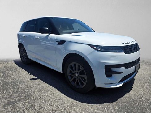 Used 2024 Land Rover Range Rover Sport Dynamic SE AWD/4WD image 7