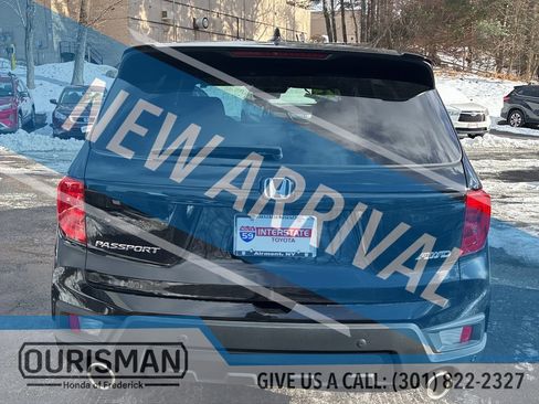Used 2024 Honda Passport EX-L image 4