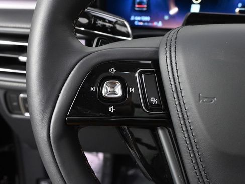 New 2026 Lincoln Aviator AWD image 33