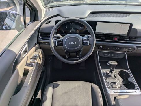 New 2026 Kia Carnival LXS FWD image 15