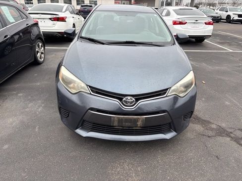 Used 2015 Toyota Corolla LE image 3