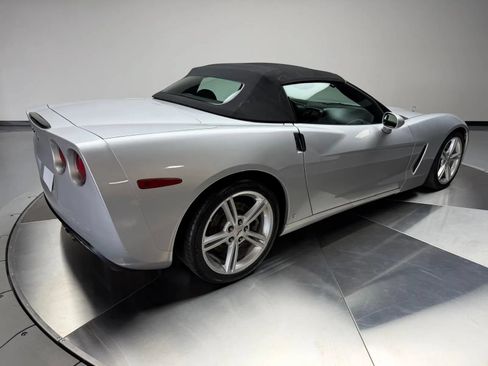 Used 2009 Chevrolet Corvette Convertible w/ Preferred Equipment Group RWD image 41
