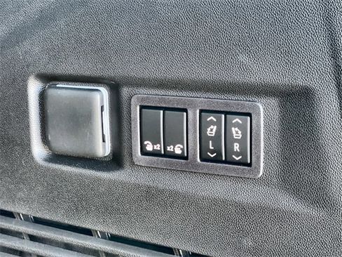 New 2026 Chevrolet Tahoe Premier image 30