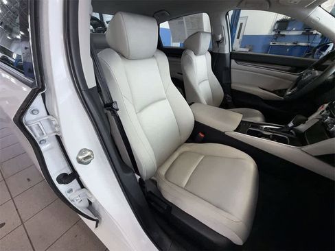 Used 2019 Honda Accord LX image 16