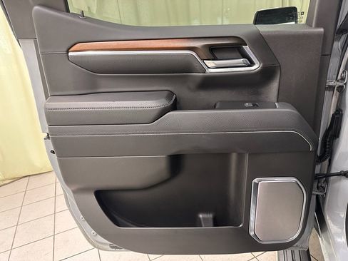 Certified 2025 GMC Sierra 1500 Denali w/ Denali Reserve Package image 39