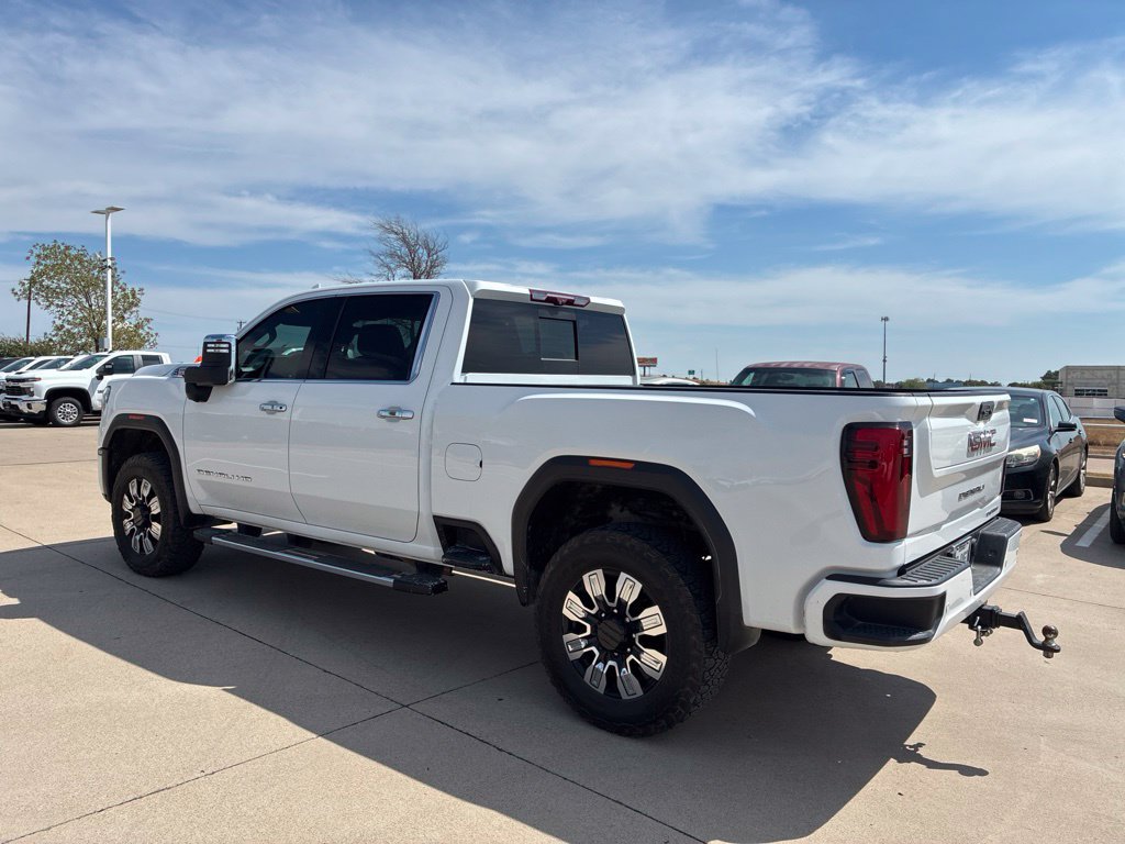 Used 2024 GMC Sierra 2500 Denali w/ Denali Reserve Package AWD/4WD image 3