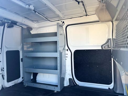 Used 2020 Nissan NV200 S image 46