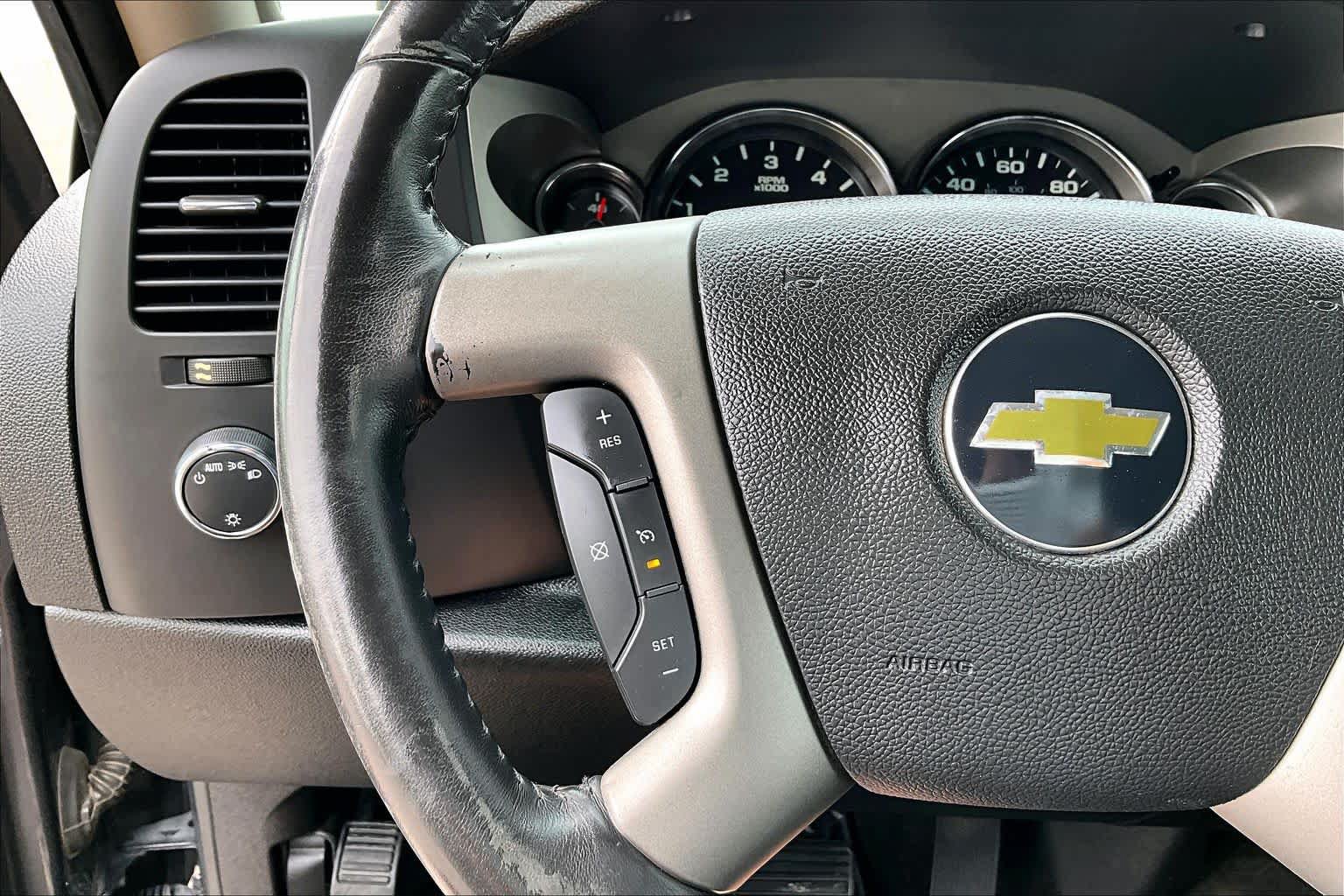 Used 2011 Chevrolet Silverado 1500 LT w/ All-Star Edition AWD/4WD image 21