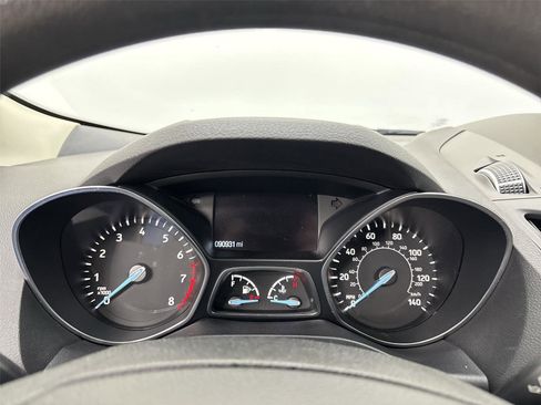 Used 2017 Ford Escape SE w/ Equipment Group 201A image 28