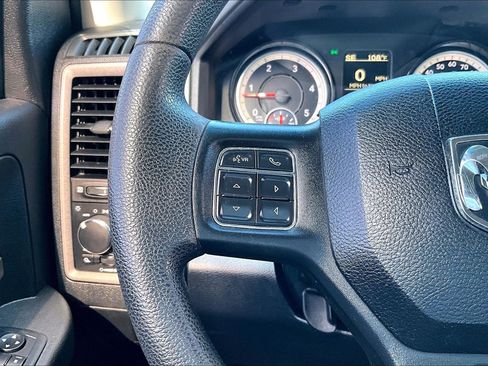 Used 2018 RAM 2500 Tradesman w/ Chrome Appearance Group AWD/4WD image 19