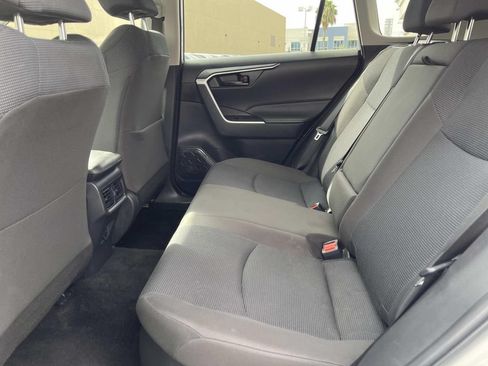 Used 2025 Toyota RAV4 LE AWD/4WD image 15