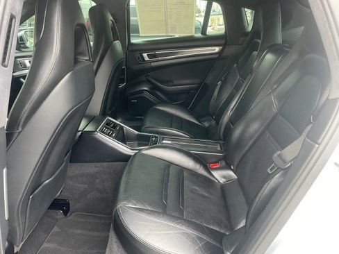Used 2017 Porsche Panamera Turbo image 37