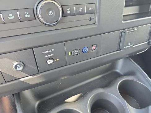 New 2025 GMC Savana 3500 w/ Power Convenience Package image 17