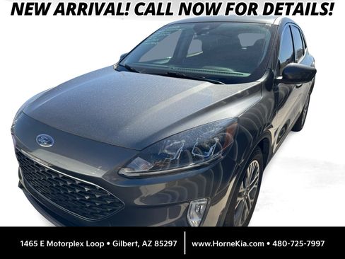 Used 2022 Ford Escape SEL w/ Technology Package image 1