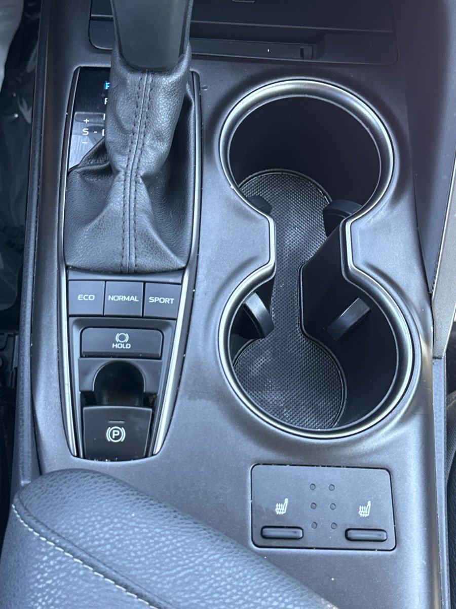 Used 2024 Toyota Camry XSE FWD image 26