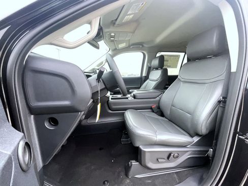 New 2026 Ford Expedition Max Active image 9