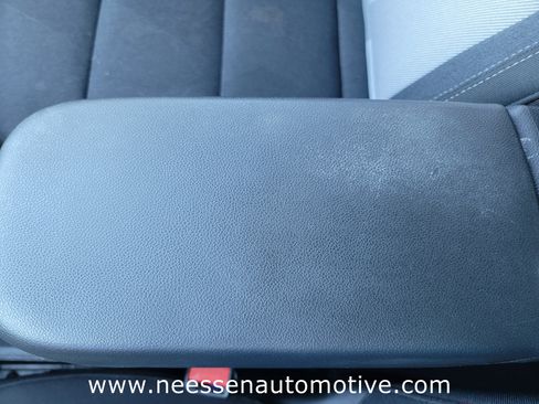 Used 2025 Chevrolet Trax RS w/ Driver Confidence Package image 27