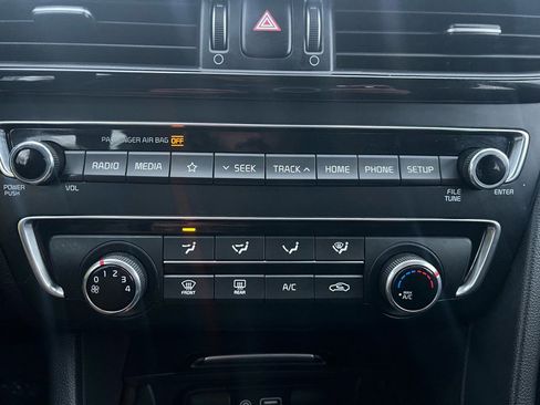 Used 2019 Kia Optima LX image 22