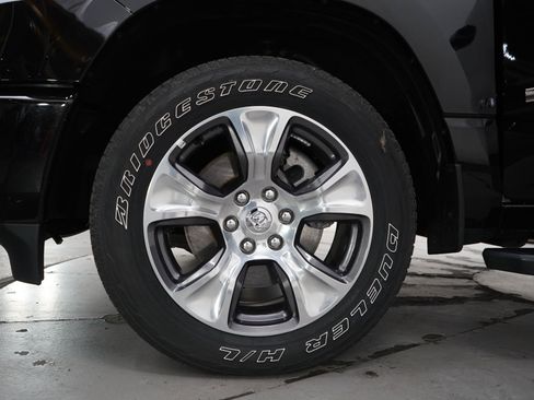 Used 2023 RAM 1500 Laramie AWD/4WD image 31