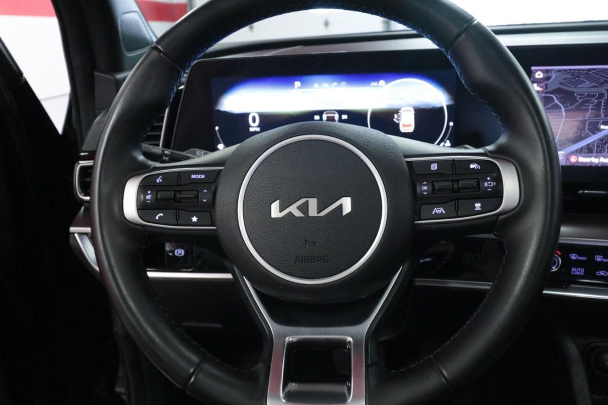 Used 2023 Kia Sportage SX FWD image 19
