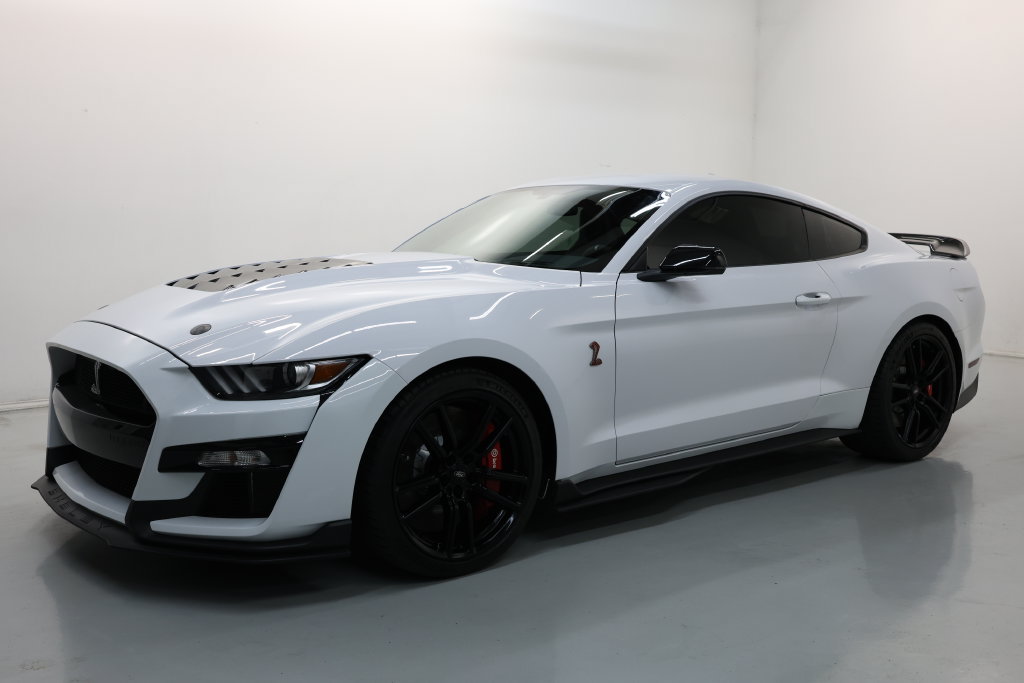 Used 2021 Ford Mustang Shelby GT500 w/ Technology Package RWD image 1