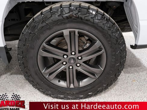 Used 2022 Ford F150 Lariat w/ Equipment Group 502A High image 10