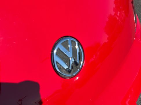 Used 2012 Volkswagen Beetle 2.5 FWD image 22