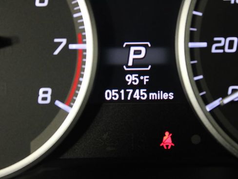Used 2017 Acura RDX FWD w/ Advance Package image 29