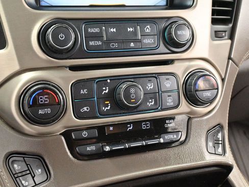 Used 2019 GMC Yukon XL Denali w/ Denali Ultimate Package image 22