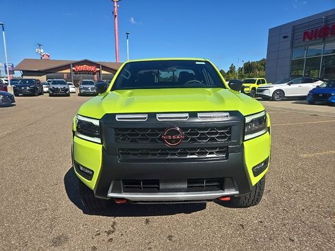 New 2026 Nissan Frontier PRO-4X w/ Pro-4x Convenience Package image 2