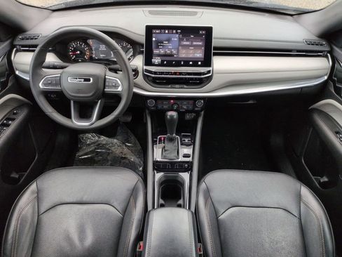 Used 2023 Jeep Compass Limited image 26