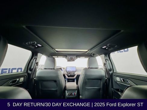 Used 2025 Ford Explorer ST w/ Sun And Sound Package AWD/4WD image 42