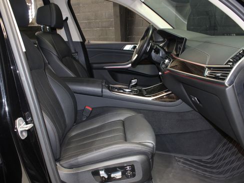 Used 2019 BMW X7 xDrive40i w/ Premium Package image 45