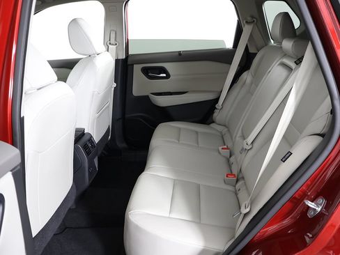 Used 2023 Nissan Rogue SV w/ SV Premium B Package AWD/4WD image 35