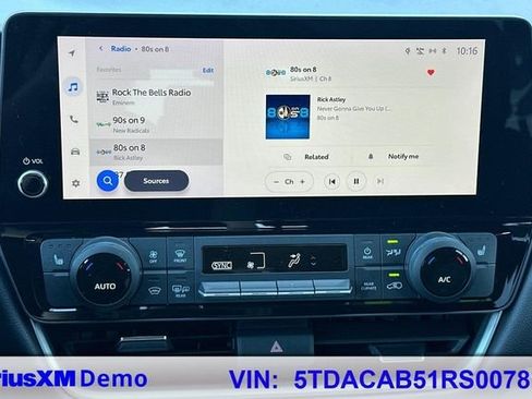 Used 2024 Toyota Grand Highlander XLE image 33