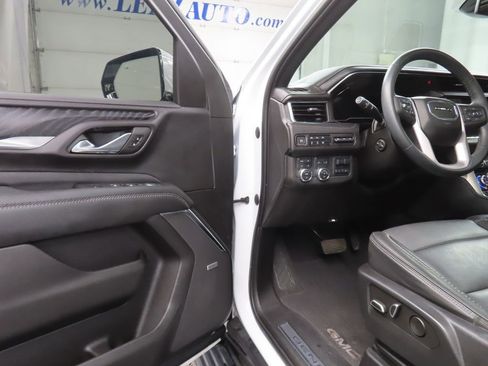 Used 2023 GMC Yukon XL Denali w/ Max Trailering Package AWD/4WD image 50