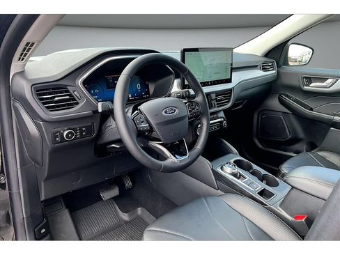 Used 2025 Ford Escape SE w/ PHEV Premium Package FWD image 16